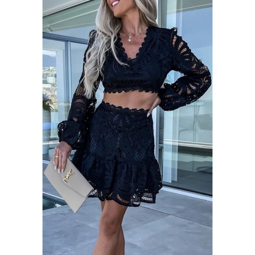 Women Outfit 2 Piece Set Crop Blouse/Mini Skirt Medium M Black Full Lace V-Neck